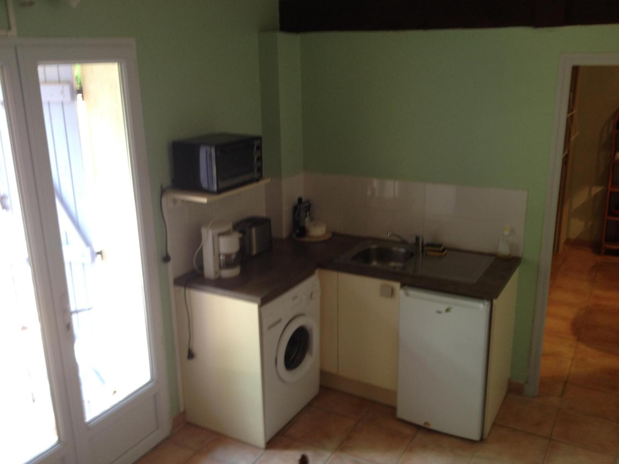 Domaine De La Marseillaise Apartment La Crau Ruang foto
