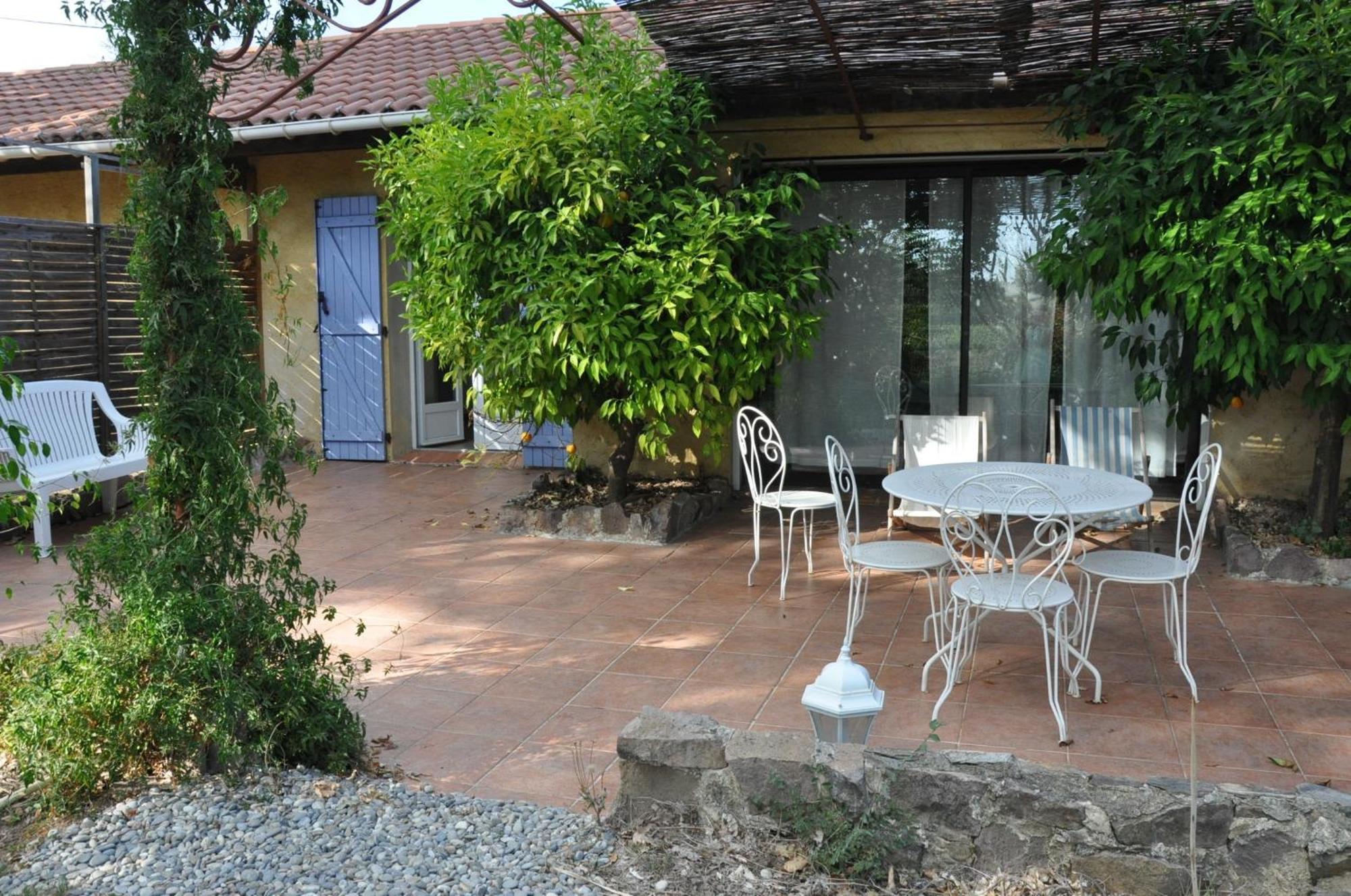 Domaine De La Marseillaise Apartment La Crau Ruang foto