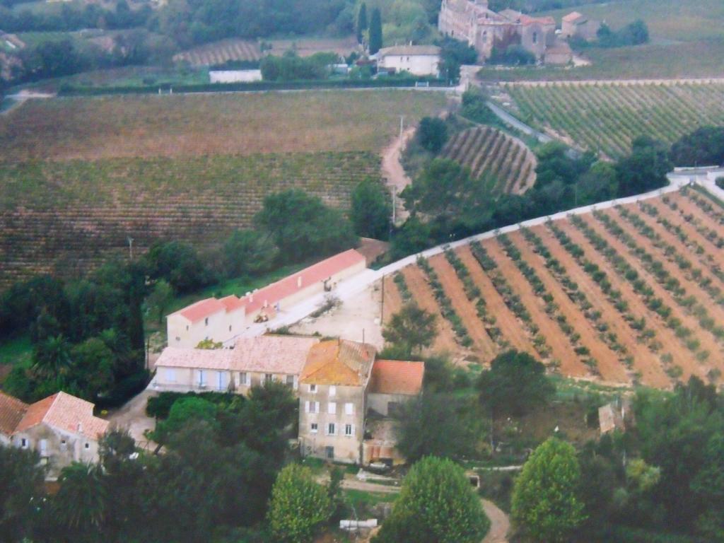 Domaine De La Marseillaise Apartment La Crau Ruang foto